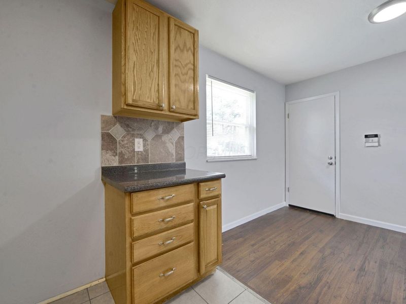 5306 Kornwal Drive , Columbus, OH 43232 Photo 12