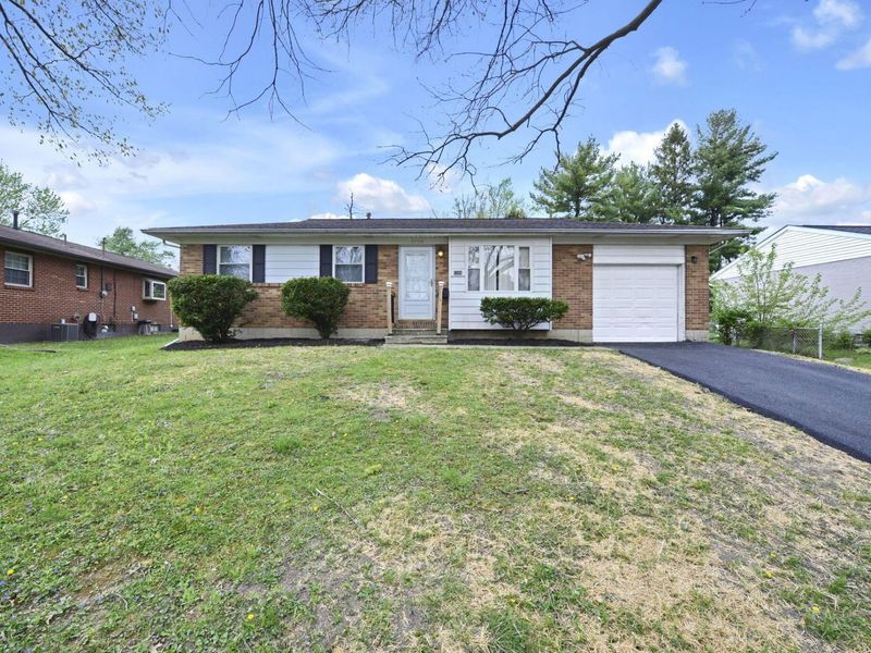 5306 Kornwal Drive , Columbus, OH 43232 Photo 2