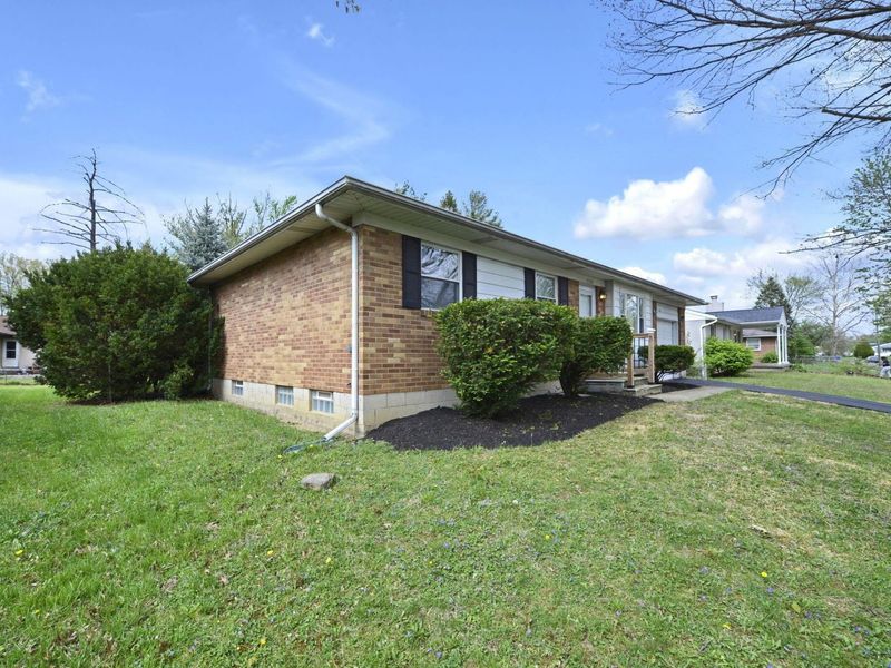 5306 Kornwal Drive , Columbus, OH 43232 Photo 3