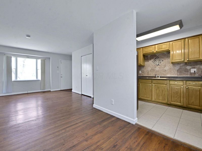 5306 Kornwal Drive , Columbus, OH 43232 Photo 7