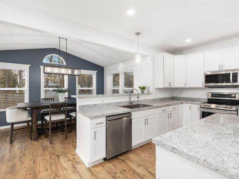 308 Adrien Court , Commercial Point, OH 43116 Photo 9