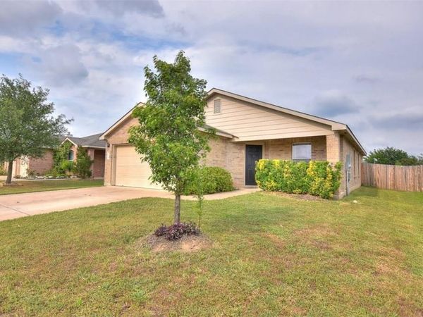 524 Mackenzie WAY , Leander, TX 78641