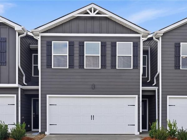 208 Norchester Avenue, Hogansville, GA 30230