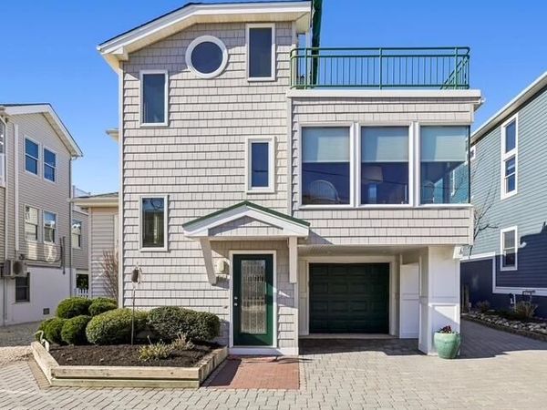 42 W Cape Cod Lane, Long Beach Twp, NJ 08008