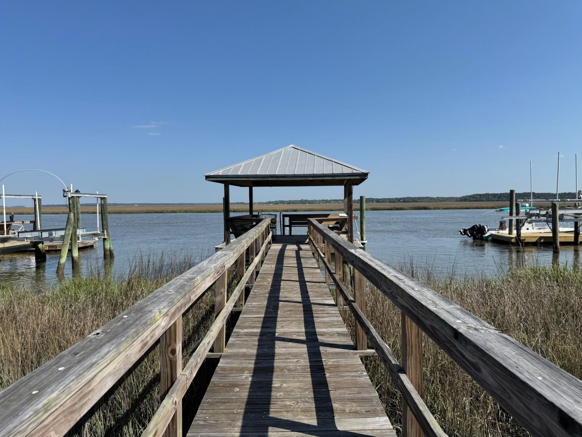 3738 Docksite Road Photo 3