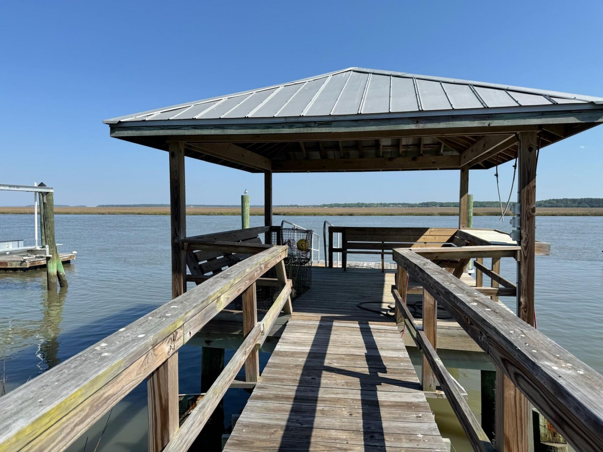 3738 Docksite Road Photo 9