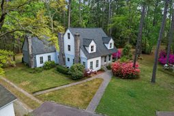 104 Willis Lane photo 4