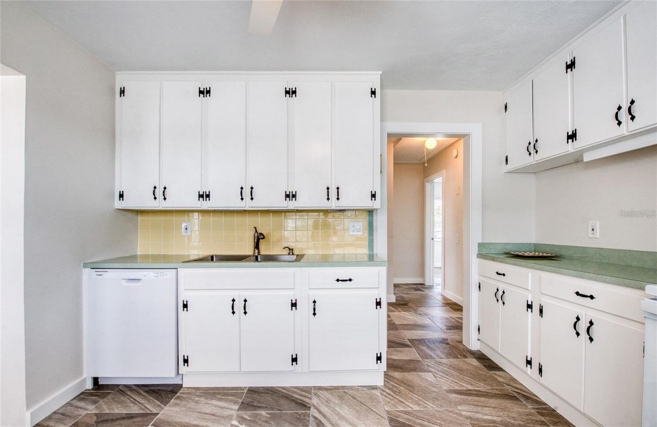 102 11th Avenue , Saint Pete Beach, FL 33706 Photo