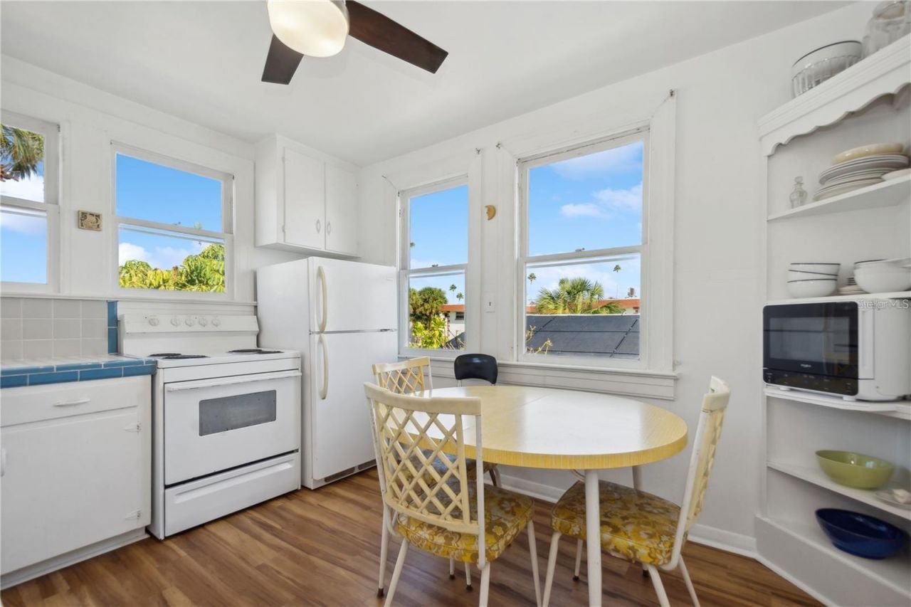 102 11th Avenue , Saint Pete Beach, FL 33706 Photo