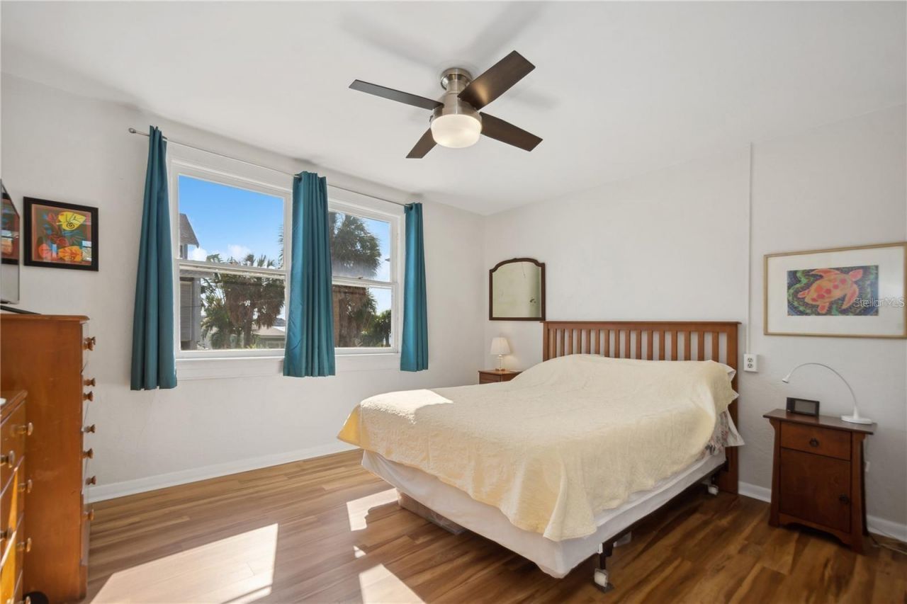 102 11th Avenue , Saint Pete Beach, FL 33706 Photo