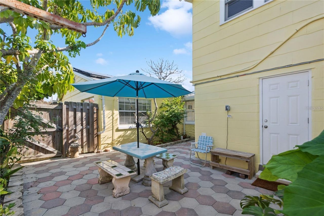 102 11th Avenue , Saint Pete Beach, FL 33706 Photo