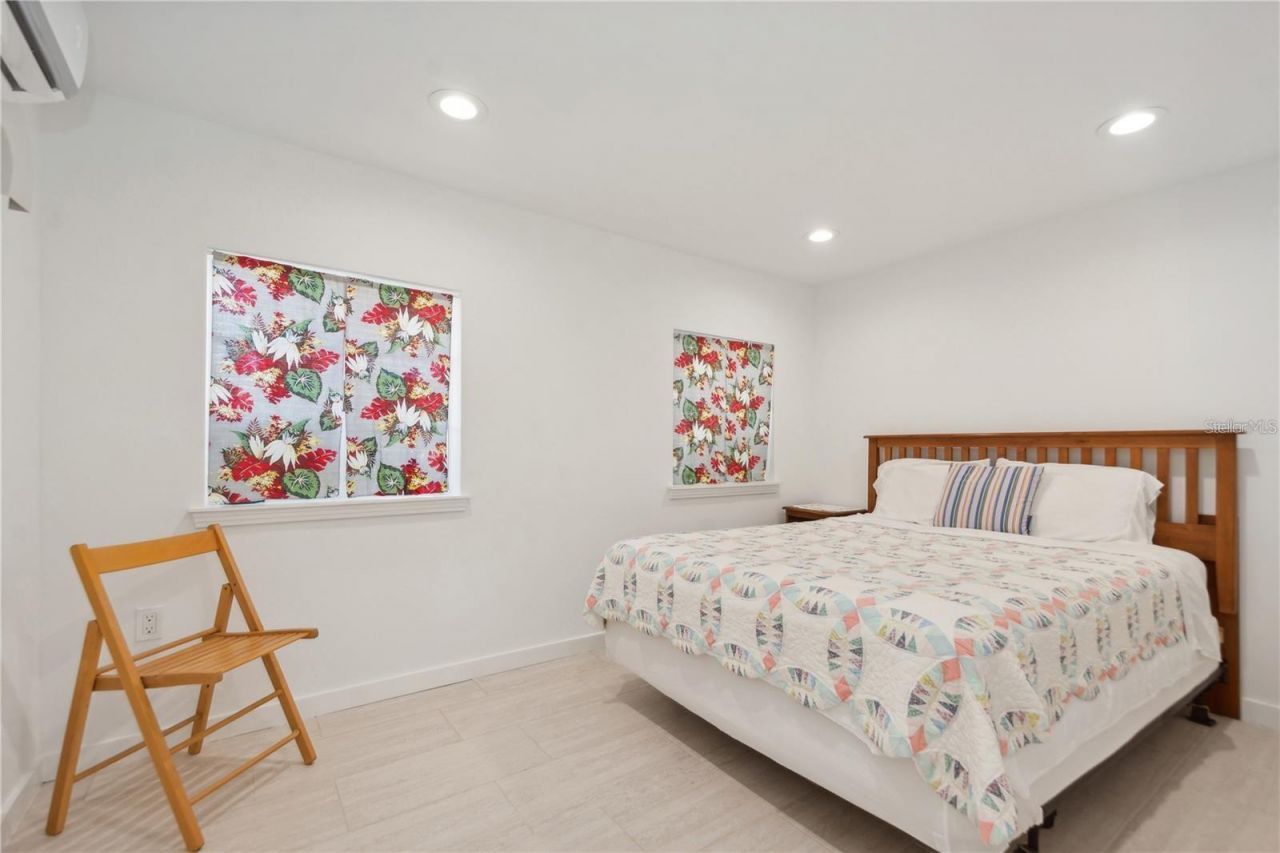 102 11th Avenue , Saint Pete Beach, FL 33706 Photo