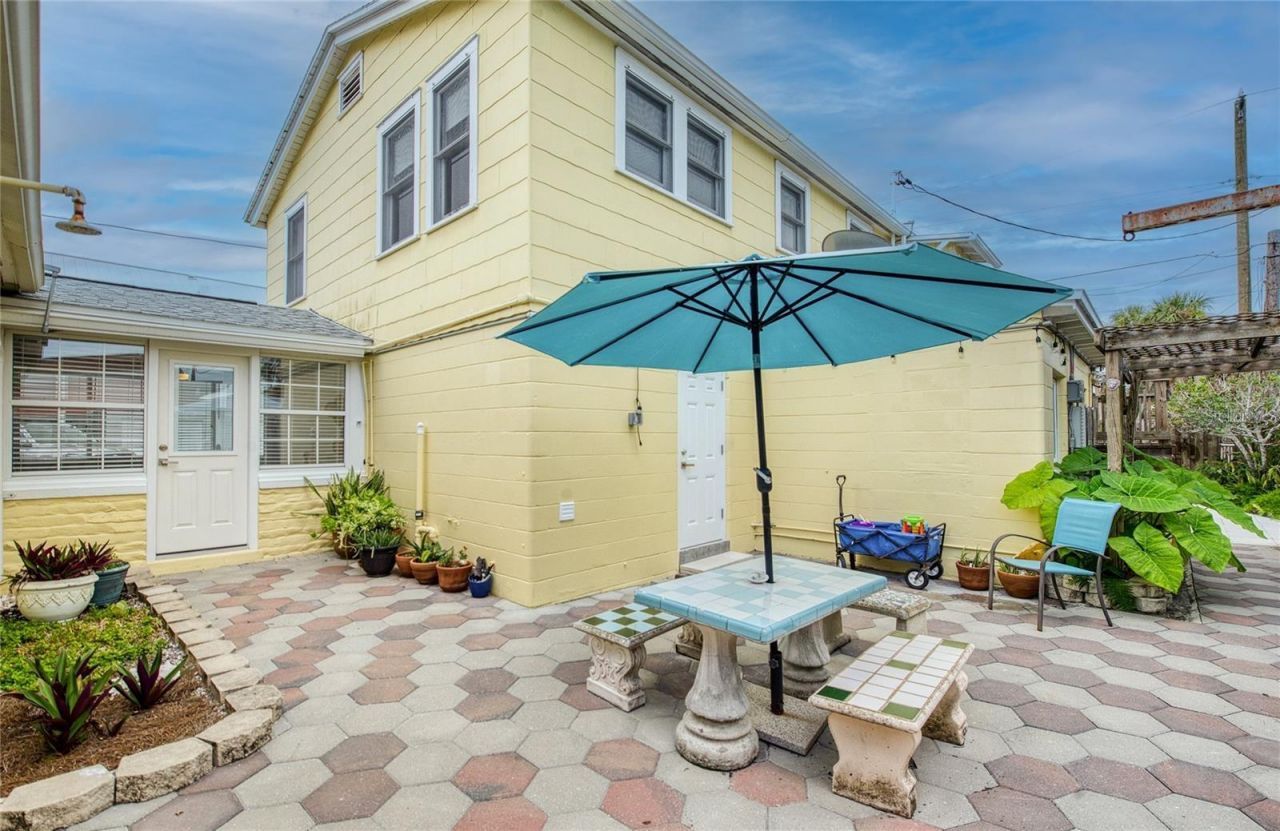 102 11th Avenue , Saint Pete Beach, FL 33706 Photo