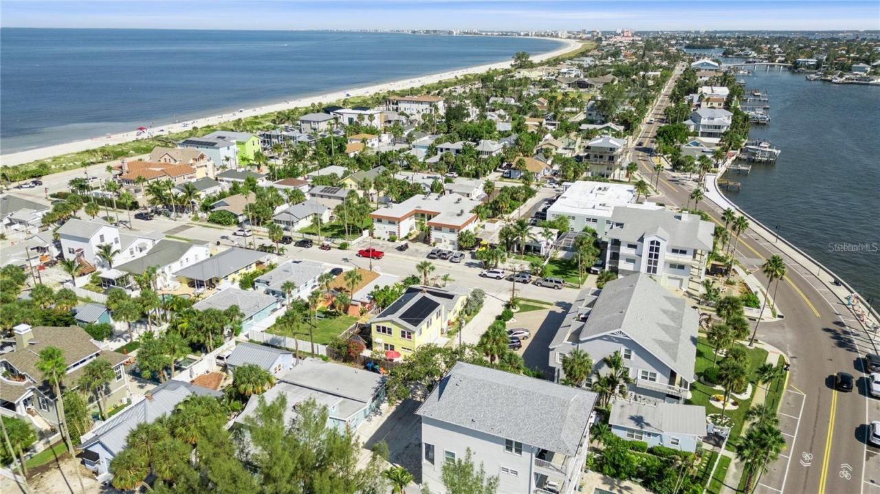 102 11th Avenue , Saint Pete Beach, FL 33706 Photo