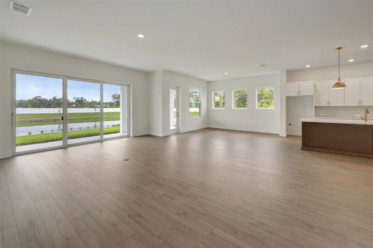 7249 Meadowshade Court, Sarasota, FL 34241 Photo