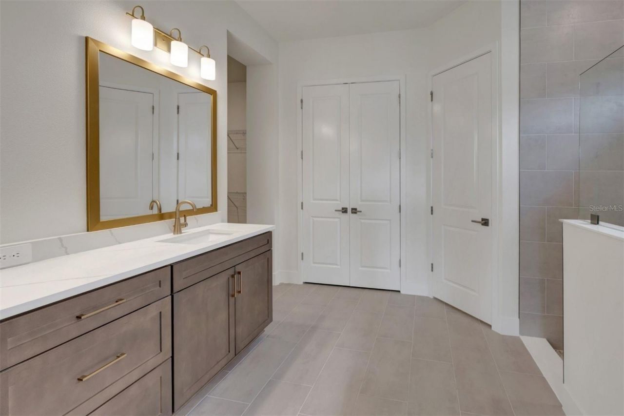 7249 Meadowshade Court, Sarasota, FL 34241 Photo