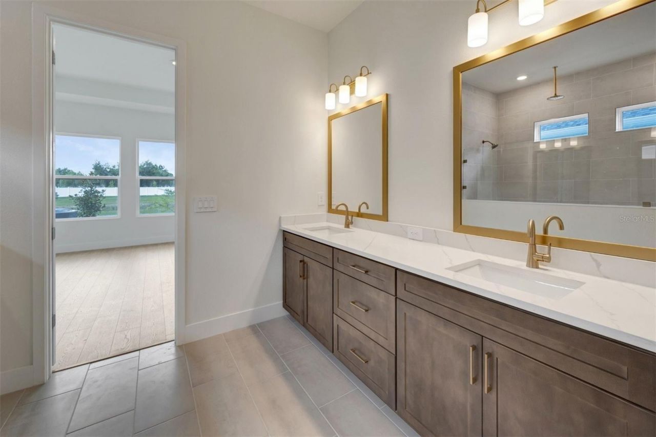 7249 Meadowshade Court, Sarasota, FL 34241 Photo