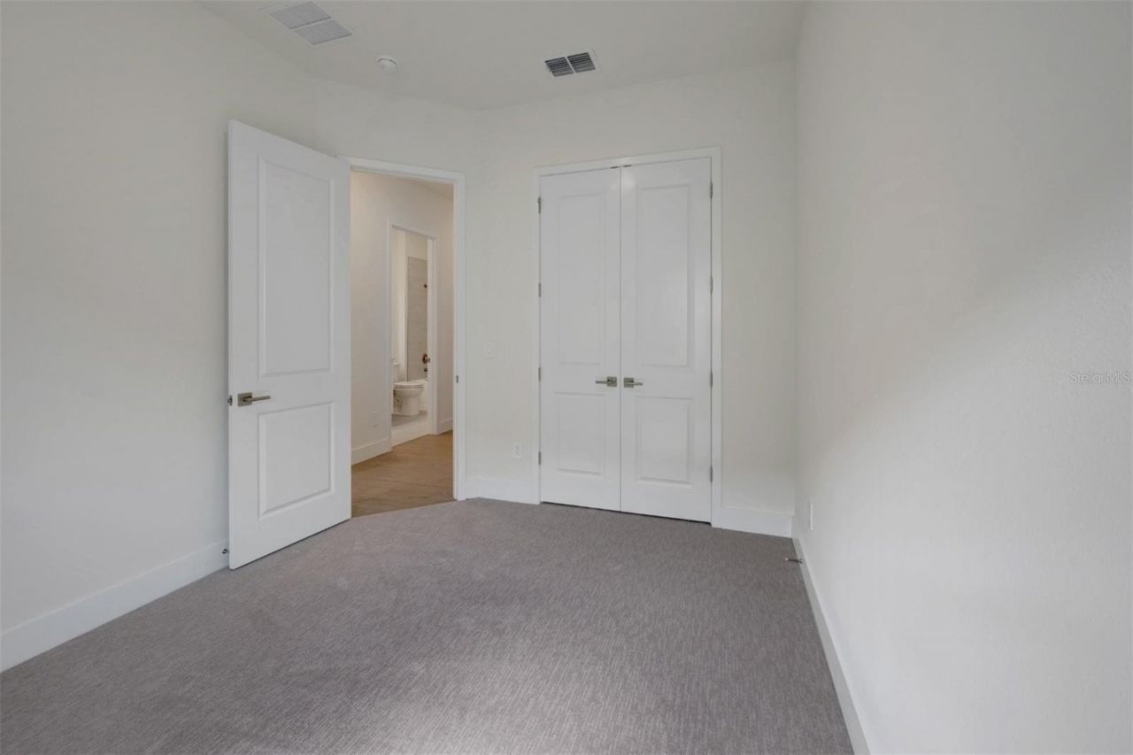 7249 Meadowshade Court, Sarasota, FL 34241 Photo