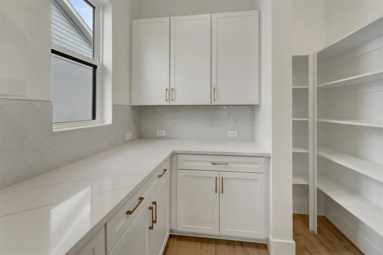 7249 Meadowshade Court, Sarasota, FL 34241 Photo