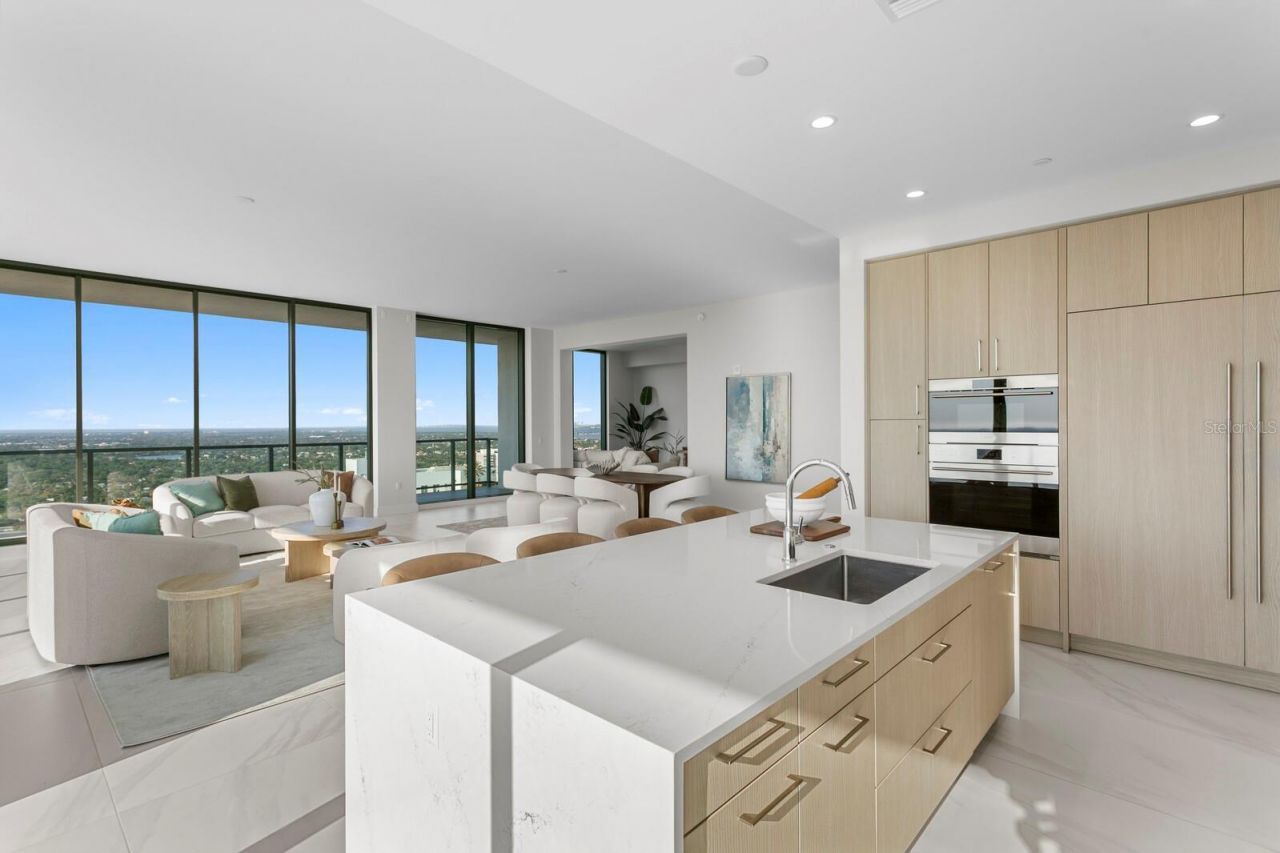 275 1st Avenue S, Unit 4101, Saint Petersburg, FL 33701 Photo