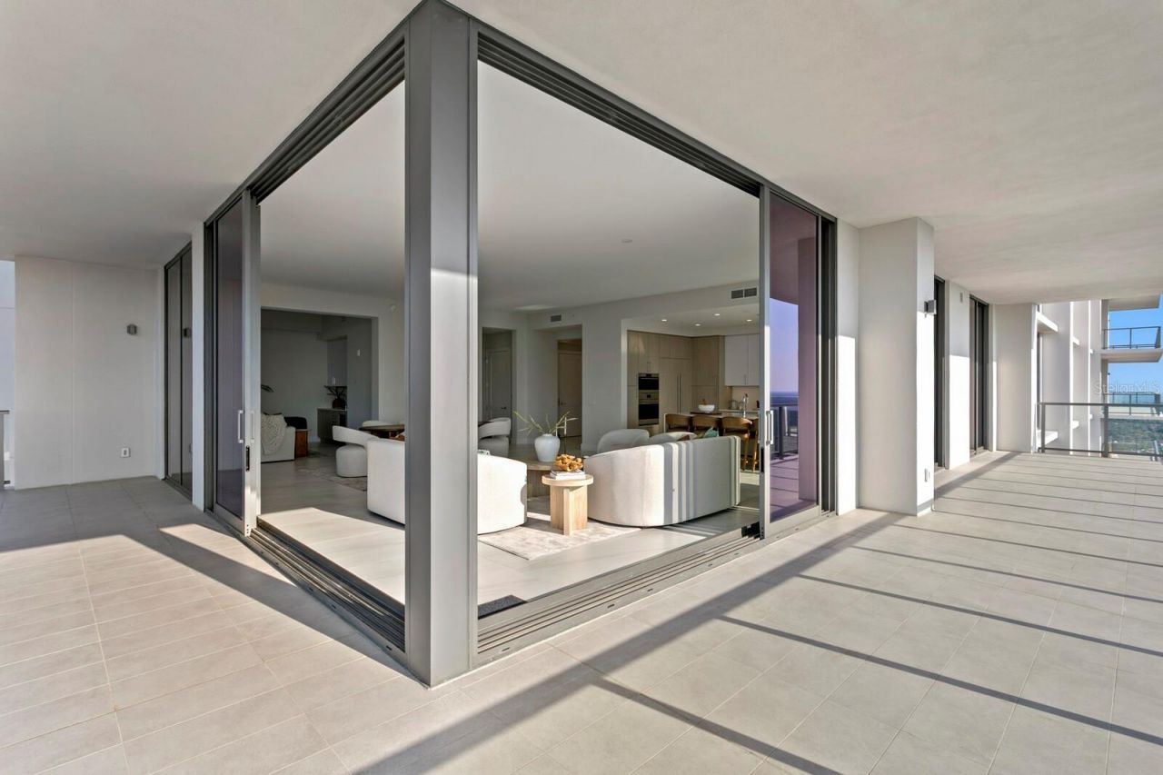 275 1st Avenue S, Unit 4101, Saint Petersburg, FL 33701 Photo