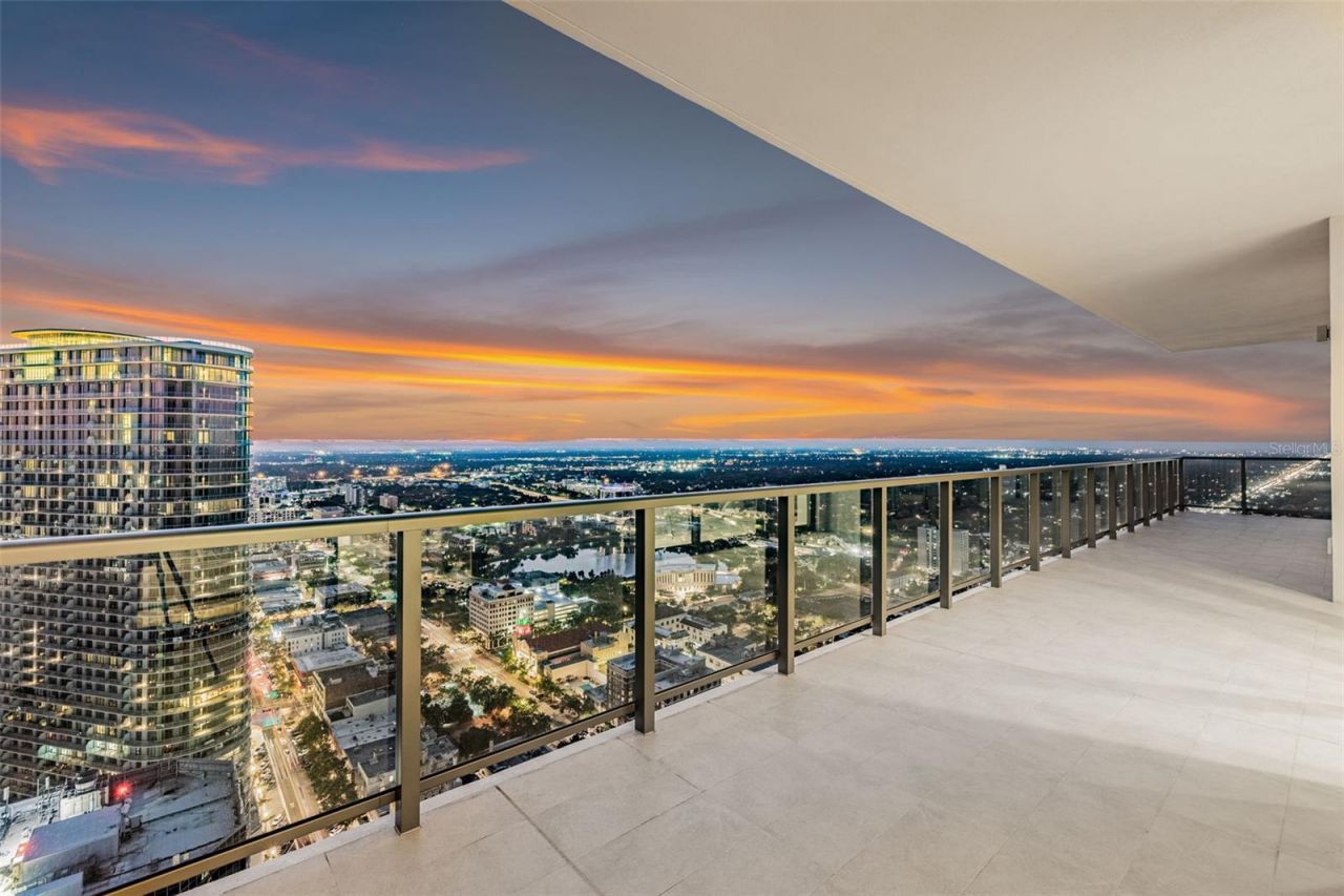 275 1st Avenue S, Unit 4101, Saint Petersburg, FL 33701 Photo
