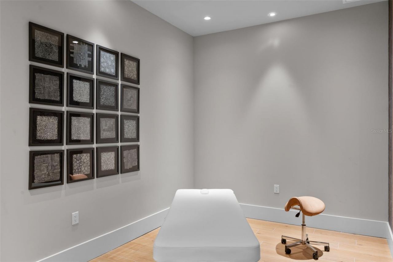 275 1st Avenue S, Unit 4101, Saint Petersburg, FL 33701 Photo