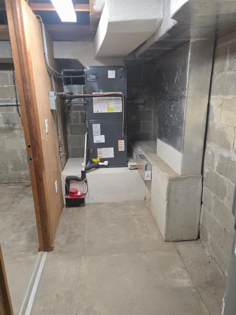 710 NE 11th Avenue, Gainesville, FL 32601 Photo