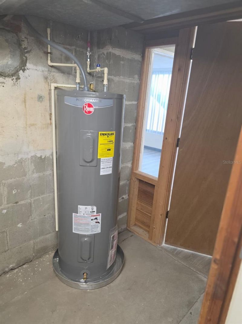 710 NE 11th Avenue, Gainesville, FL 32601 Photo