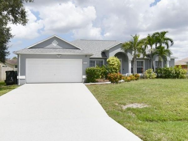 2573 SW Dania Street, Port St Lucie, FL 34953