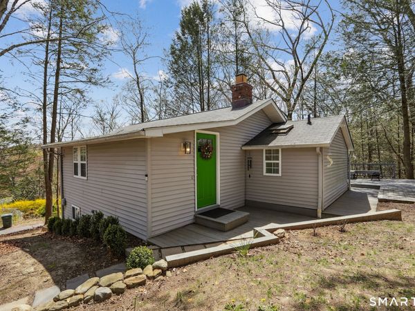 10 Capitol, Newtown, CT 06482