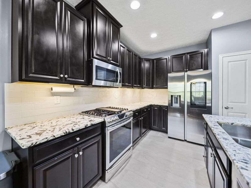 2010 Sugar Mill Drive , Pataskala, OH 43062 Photo 14