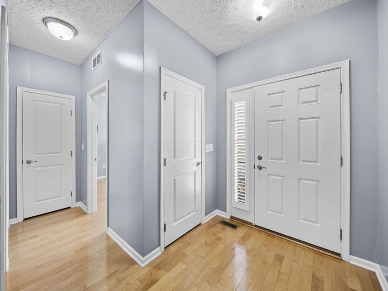 2010 Sugar Mill Drive , Pataskala, OH 43062 Photo 9