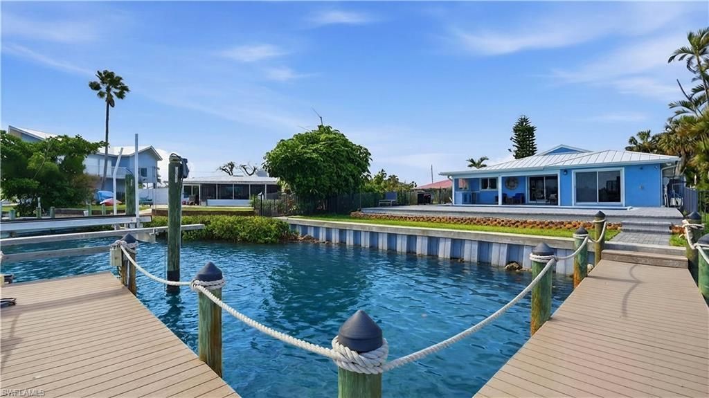 8009 Lagoon Rd , Fort Myers Beach, FL 33931 Photo