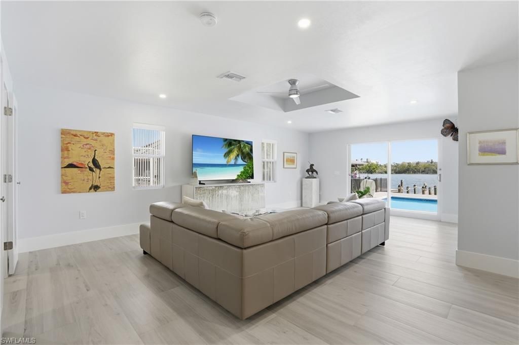 8009 Lagoon Rd , Fort Myers Beach, FL 33931 Photo