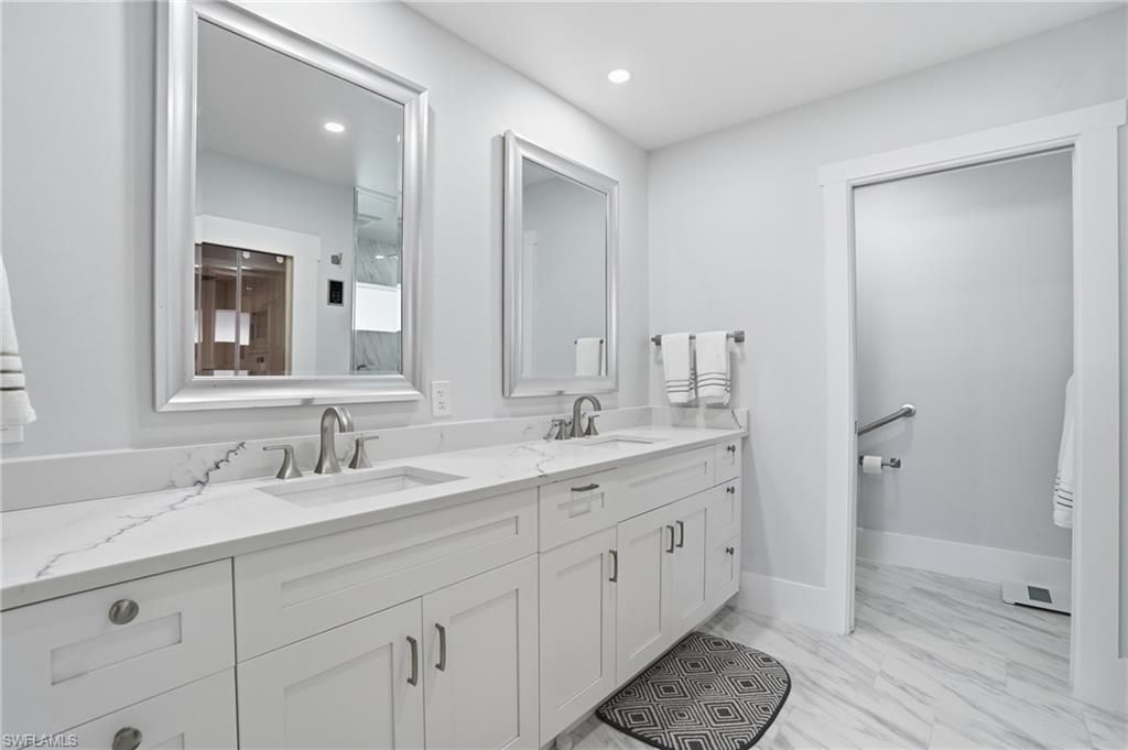 8009 Lagoon Rd , Fort Myers Beach, FL 33931 Photo