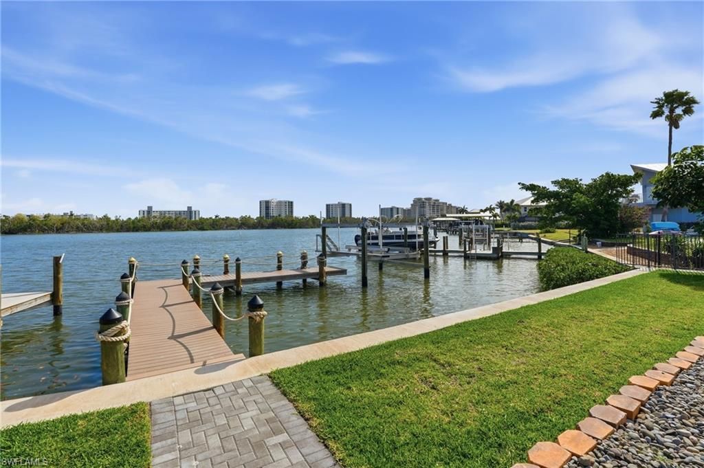 8009 Lagoon Rd , Fort Myers Beach, FL 33931 Photo