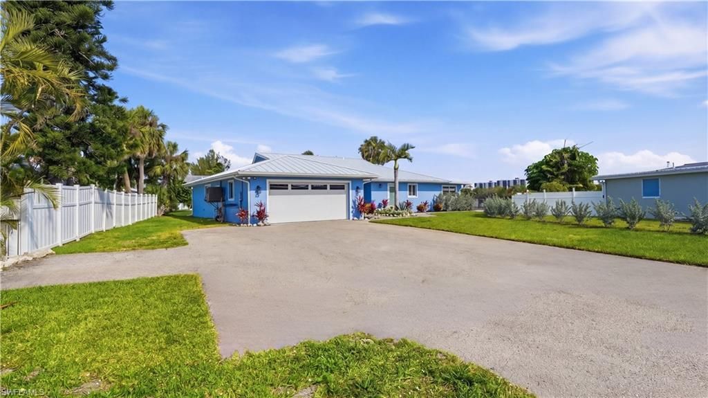 8009 Lagoon Rd , Fort Myers Beach, FL 33931 Photo