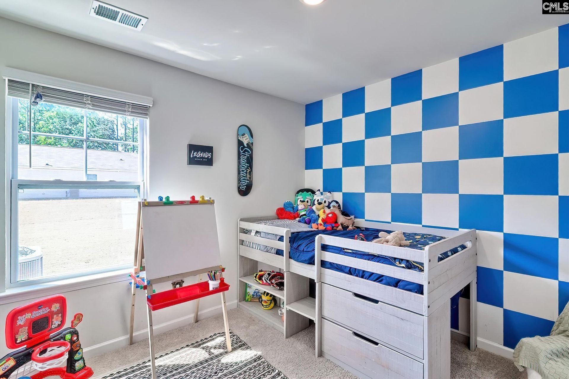 1050 Mckittrick Drive  Photo 13