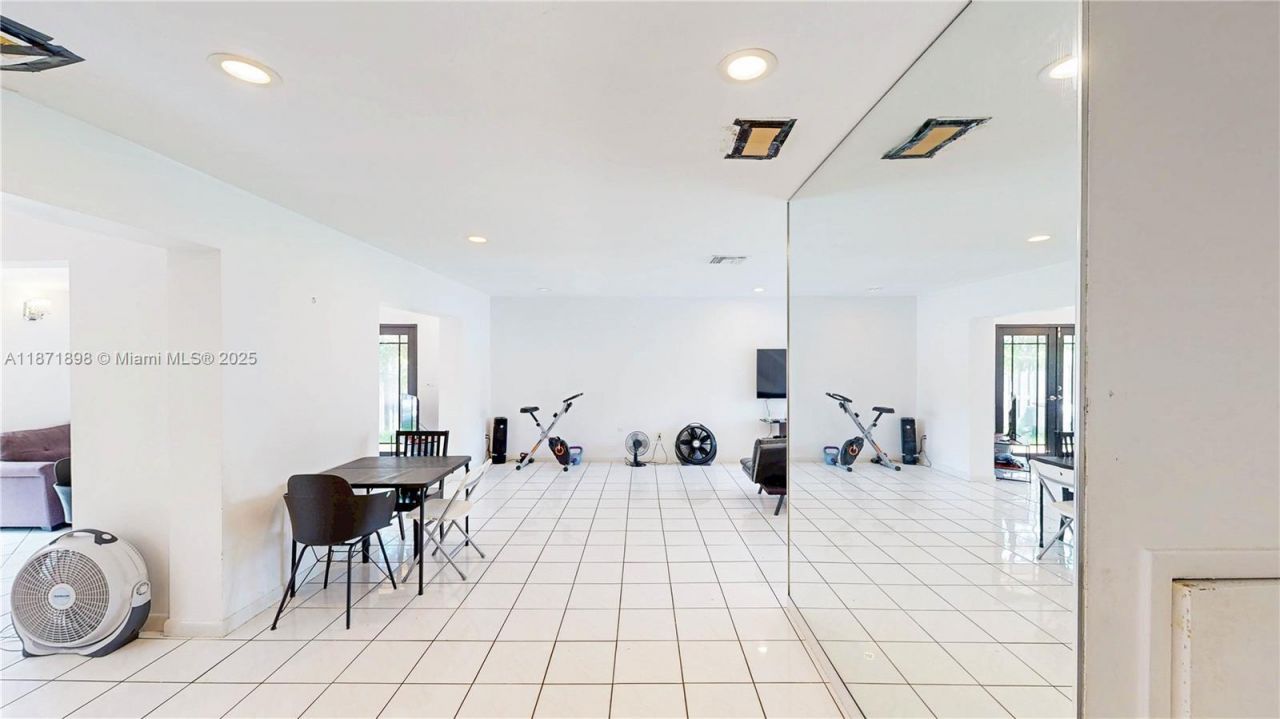 15166 SW 94th Ter , Miami, FL 33196 Photo