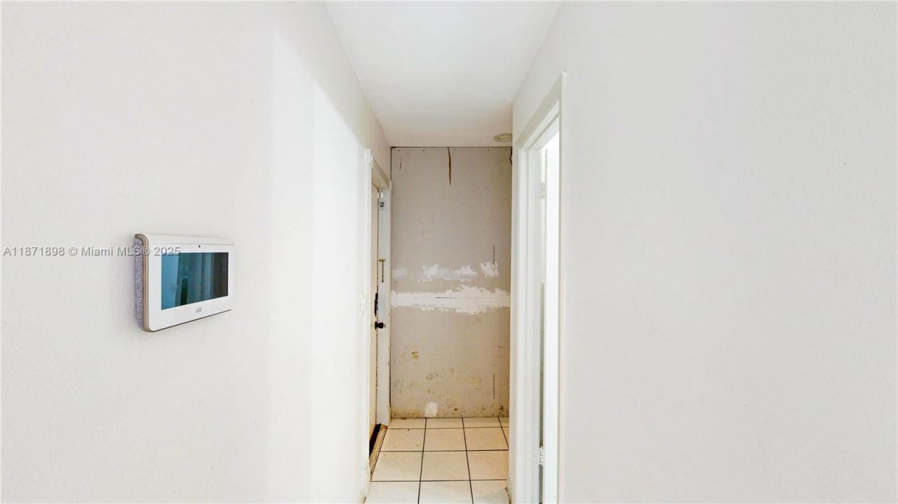 15166 SW 94th Ter , Miami, FL 33196 Photo