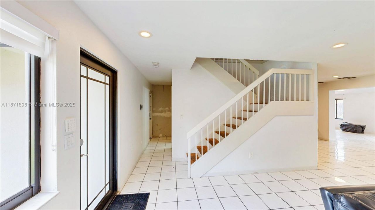 15166 SW 94th Ter , Miami, FL 33196 Photo