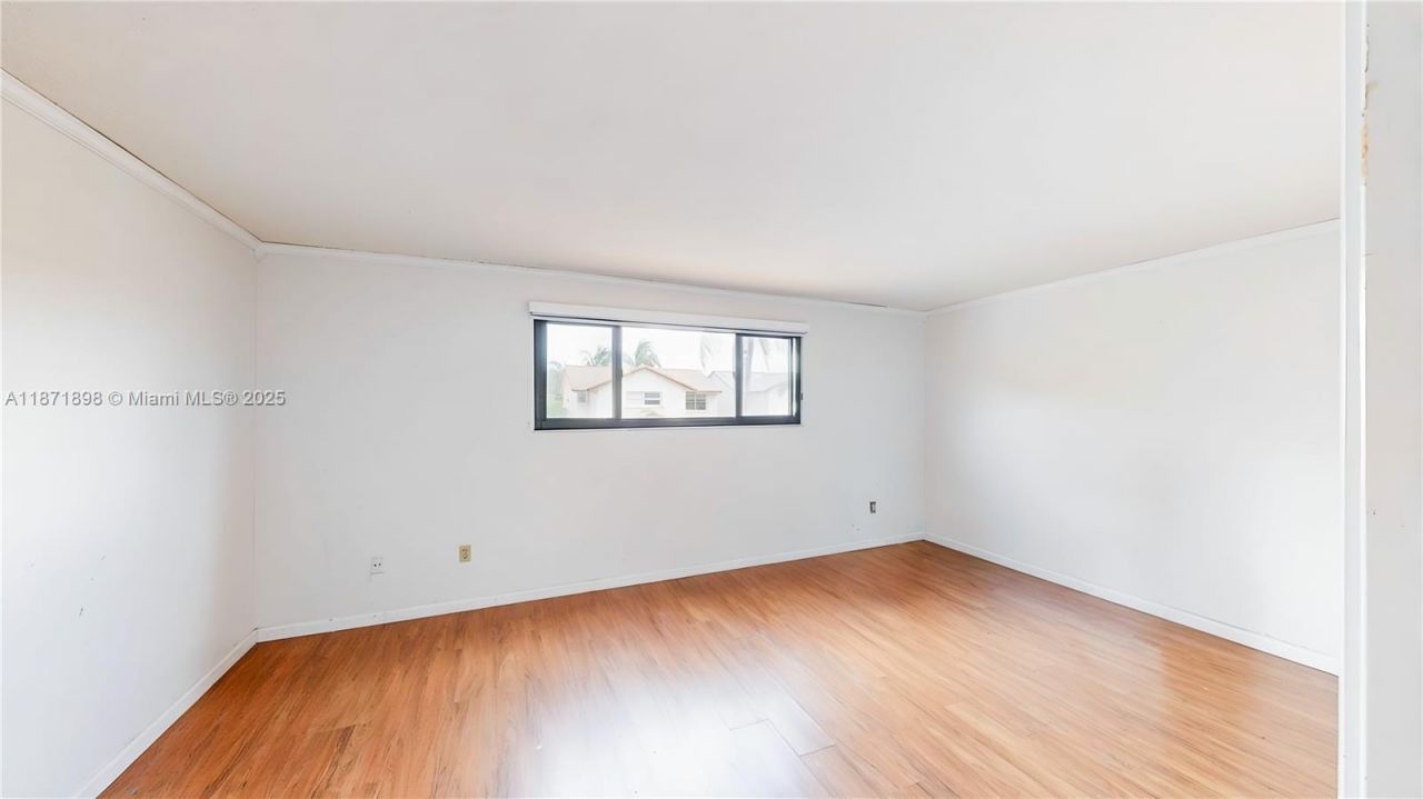 15166 SW 94th Ter , Miami, FL 33196 Photo