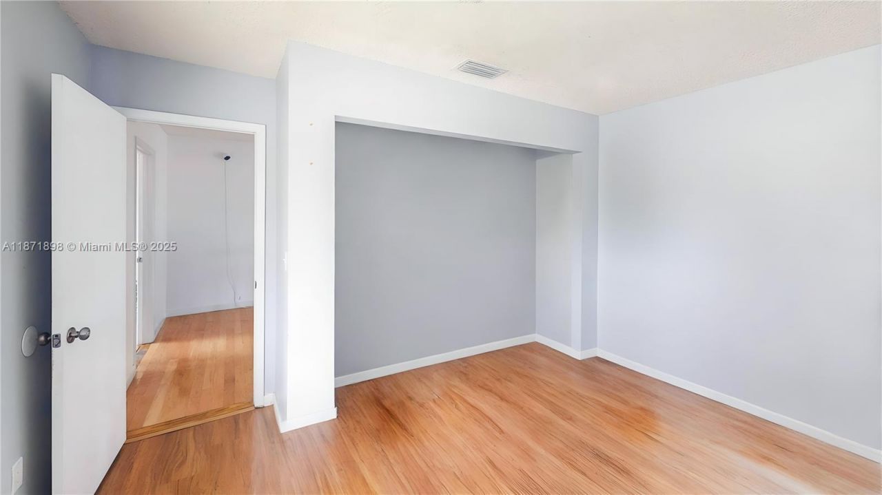 15166 SW 94th Ter , Miami, FL 33196 Photo