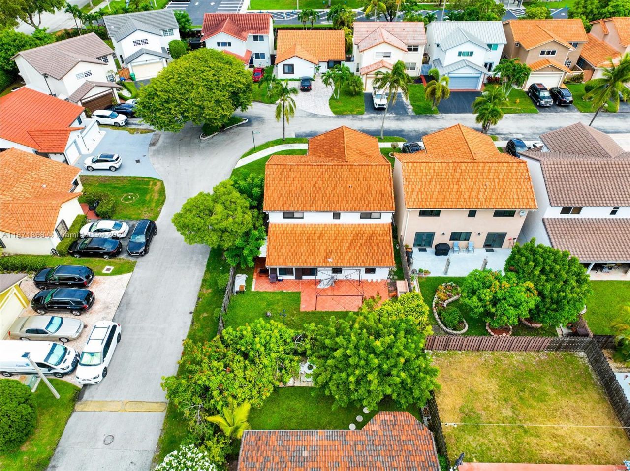 15166 SW 94th Ter , Miami, FL 33196 Photo