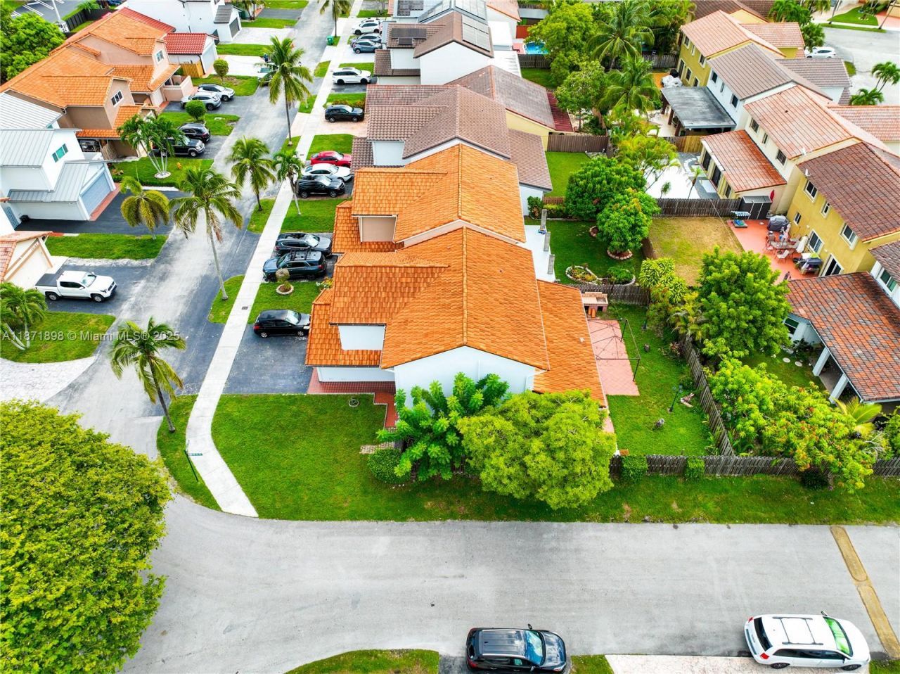 15166 SW 94th Ter , Miami, FL 33196 Photo