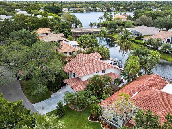 11620 S Budd Dr, Cooper City, FL 33026