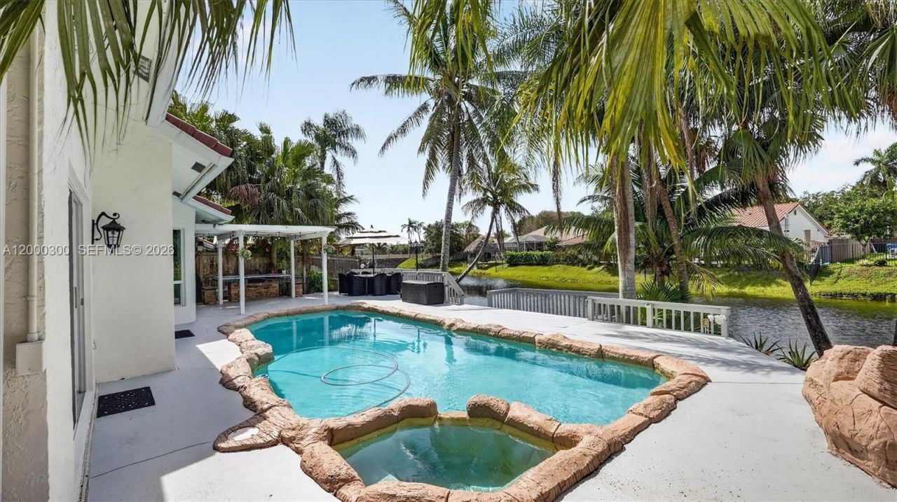 11620 S Budd Dr, Cooper City, FL 33026 Photo