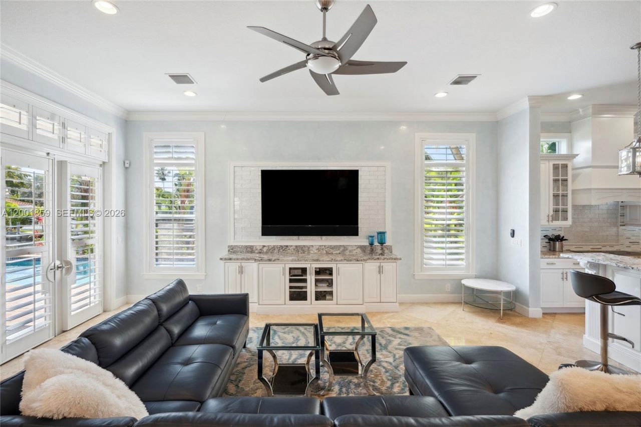 1008 Mandarin Isle, Fort Lauderdale, FL 33315 Photo