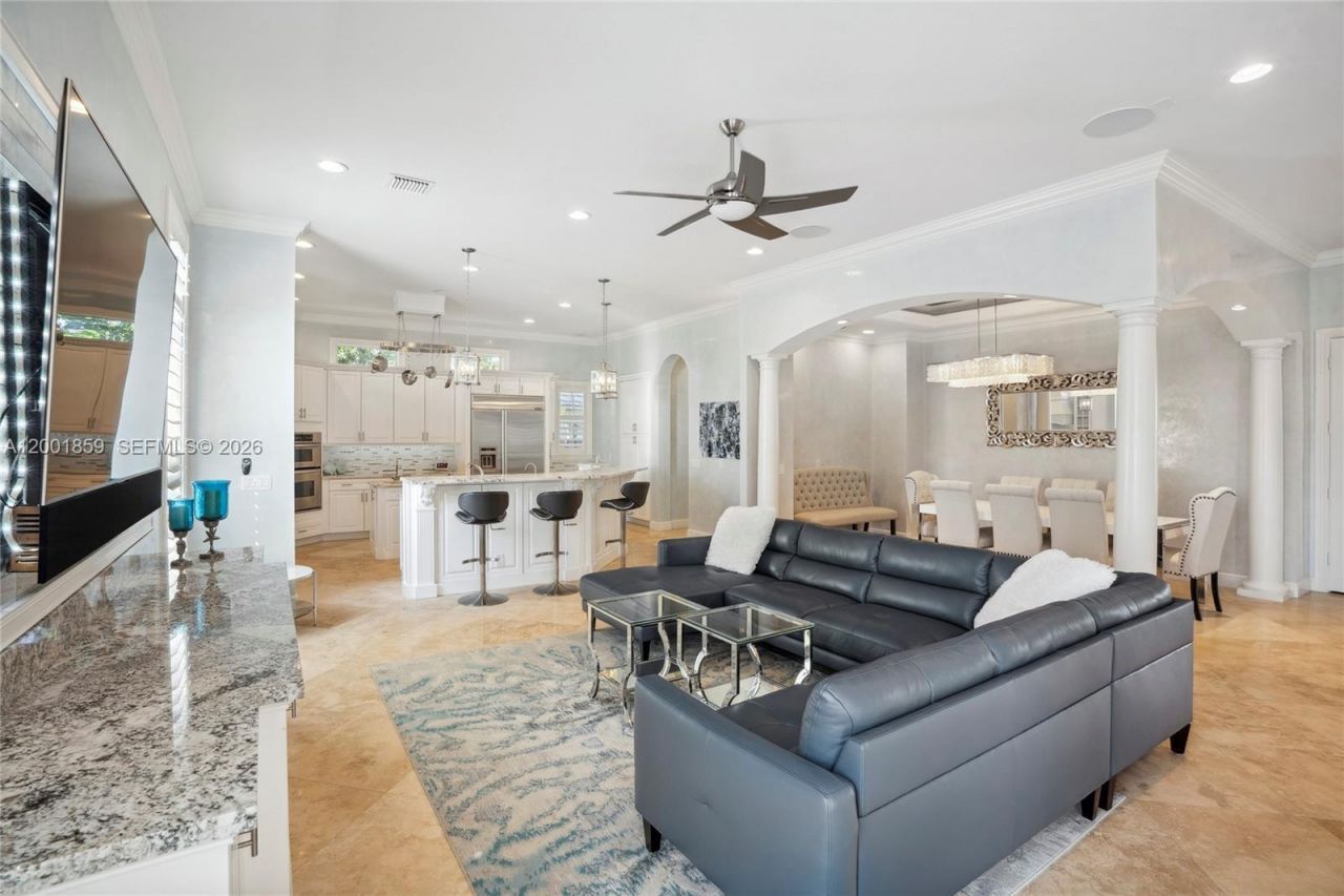 1008 Mandarin Isle, Fort Lauderdale, FL 33315 Photo